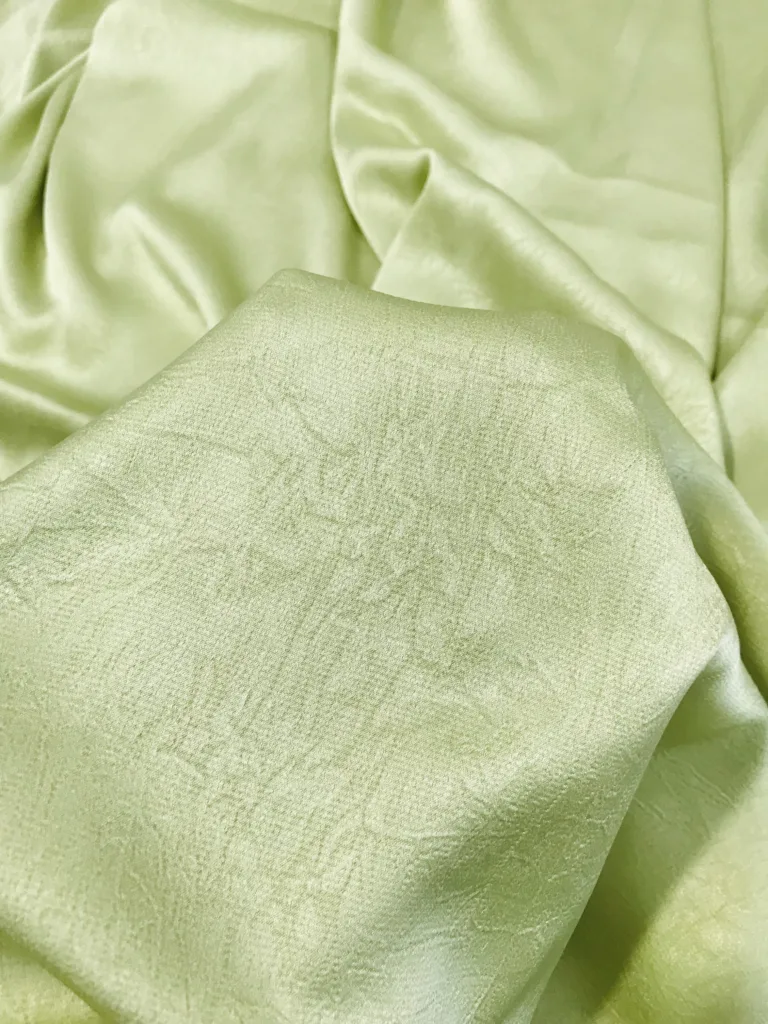 Acetate like double side Seersucker Satin Fabric with Crumple (2)