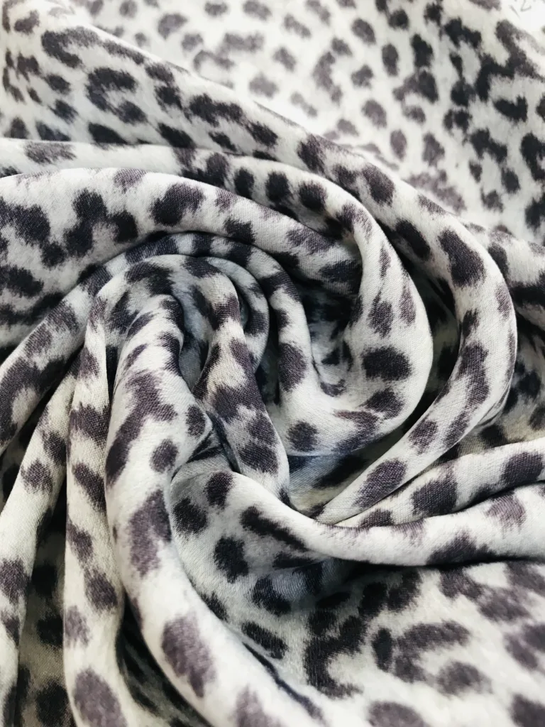 Cupro Like Polyester fabric with active Printing screen printing