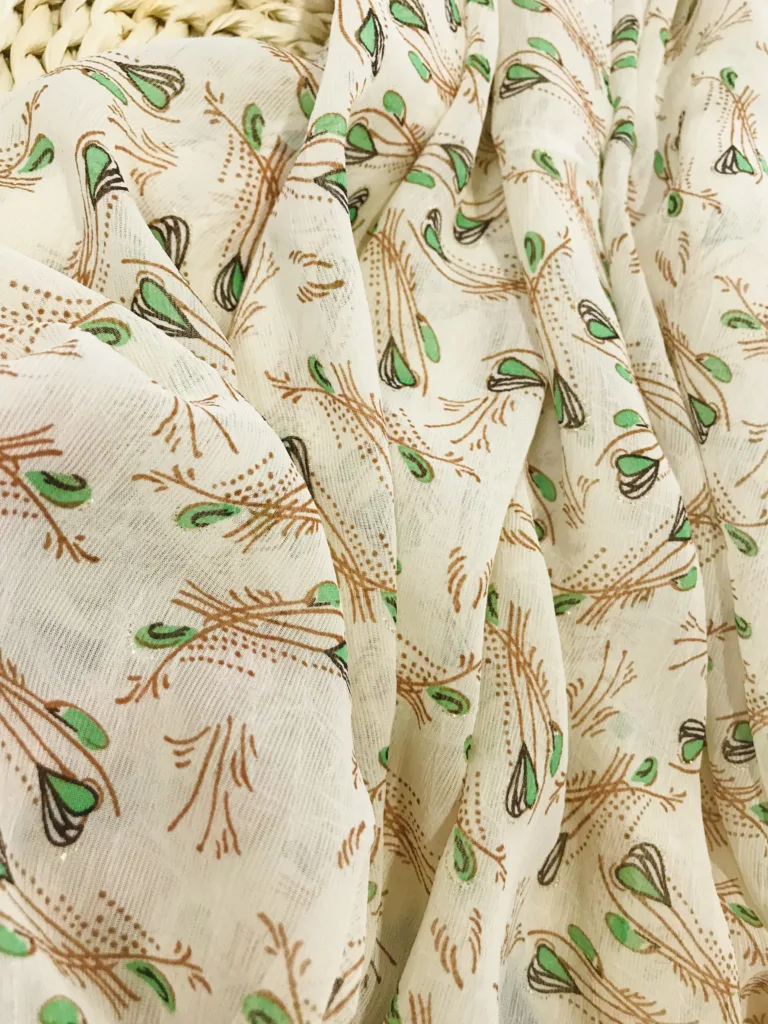 Polyester Crinkled printed fabric with Foil printing (4)