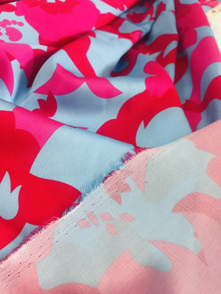 Polyester Stretch Seersucker Satin printed fabric (3)