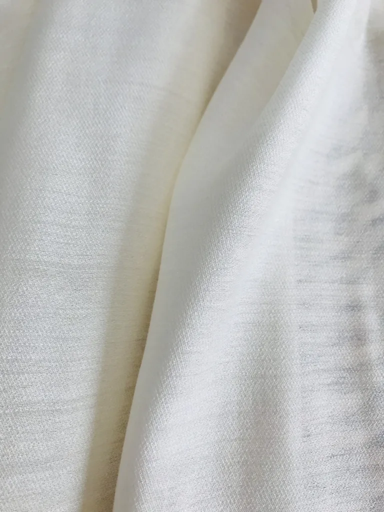 Polyester Viscose TR Twill Shiny (2)