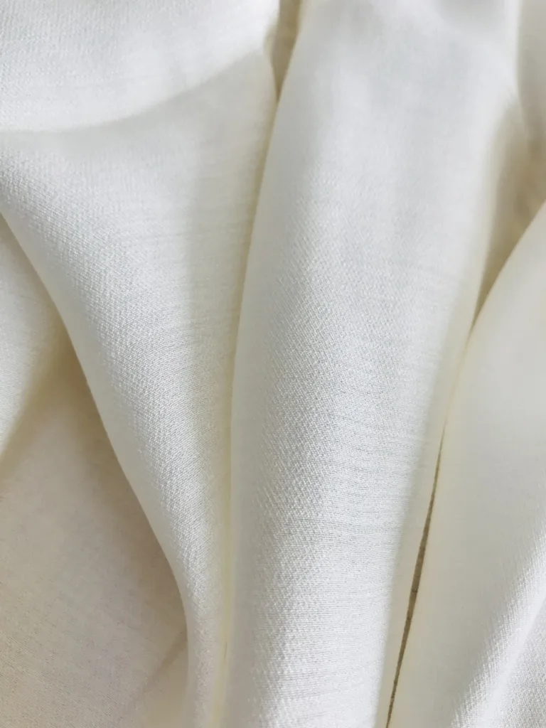 Polyester Viscose TR Twill Shiny (3)