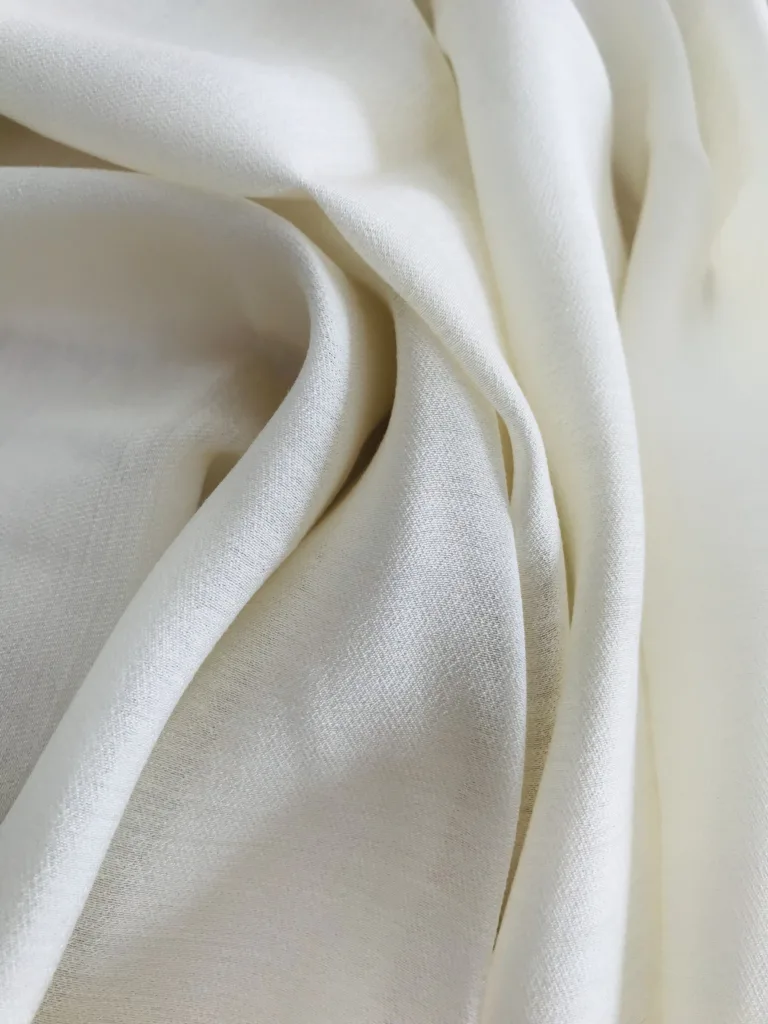 Polyester Viscose TR Twill Shiny