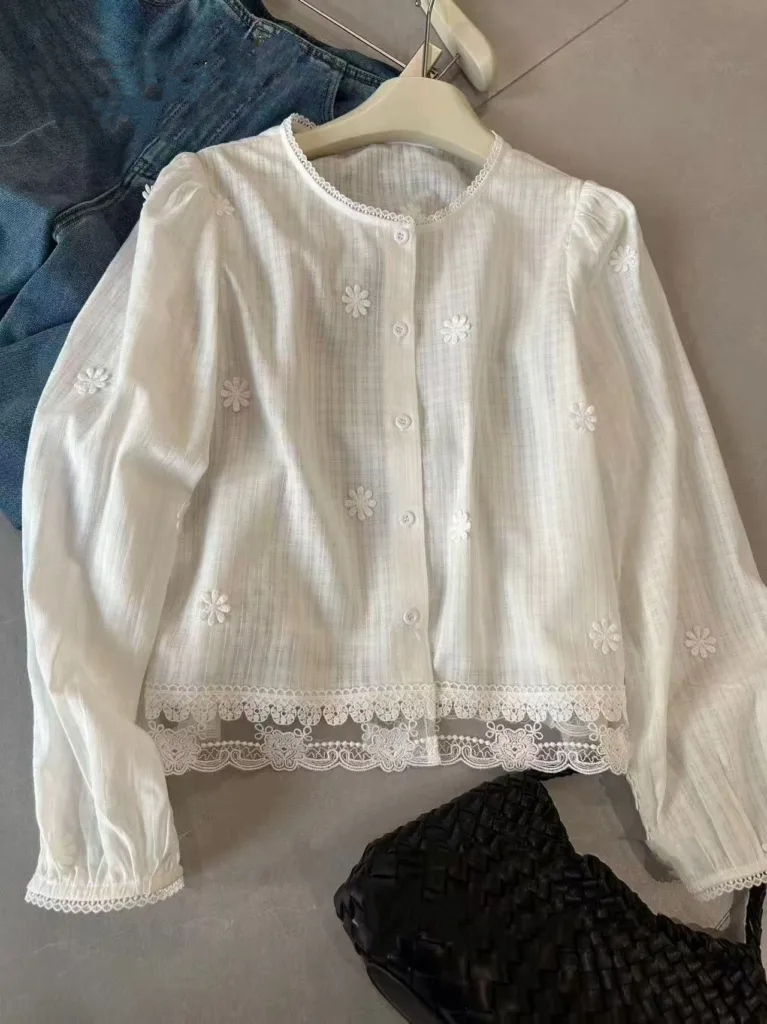 embroidery  fabrics