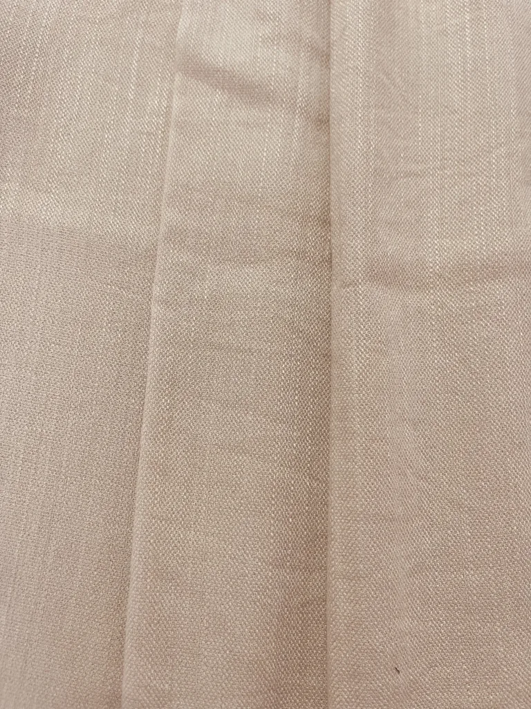 Slub Linen-Look Fabric with Cat-Eye Texture